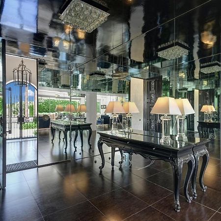 Canyon Palms Estate- Ultra-Luxe, Pool, Spa, Firepit, Outdoor Kitchen & More Palm Springs Exterior photo